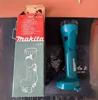 Makita ML140 cordless handheld flashlight